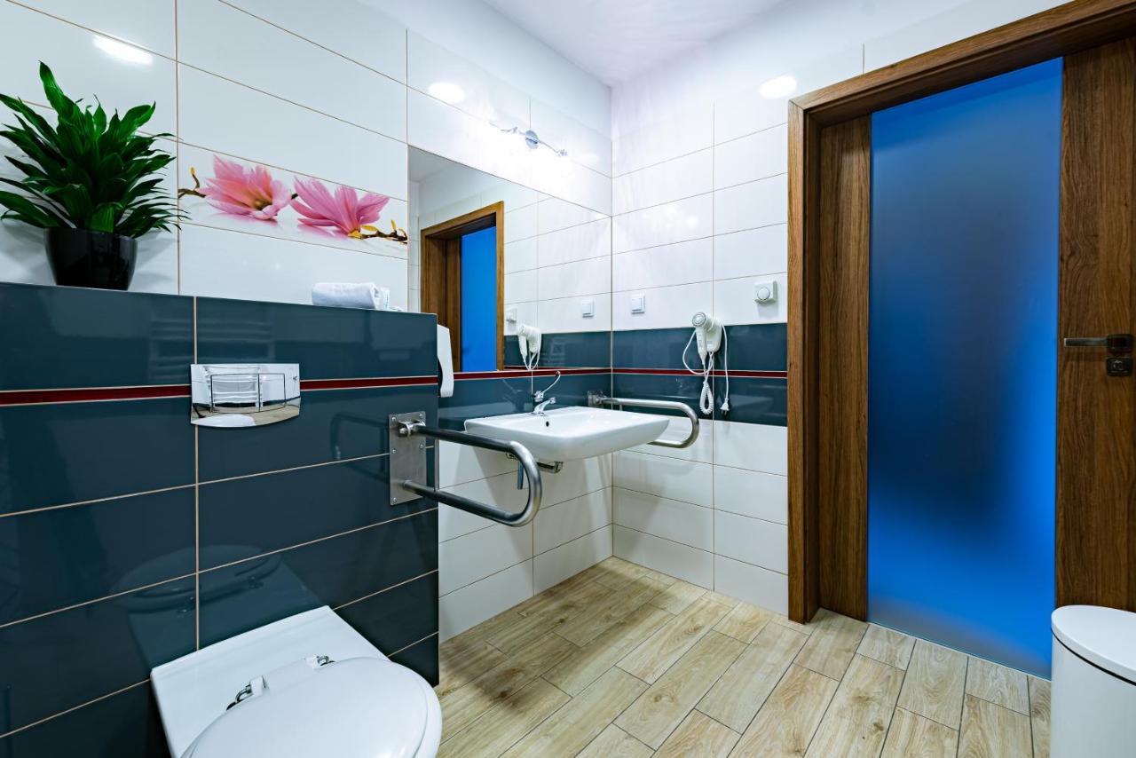 Hotel Dobre Z Lasu Solec Kujawski Buitenkant foto