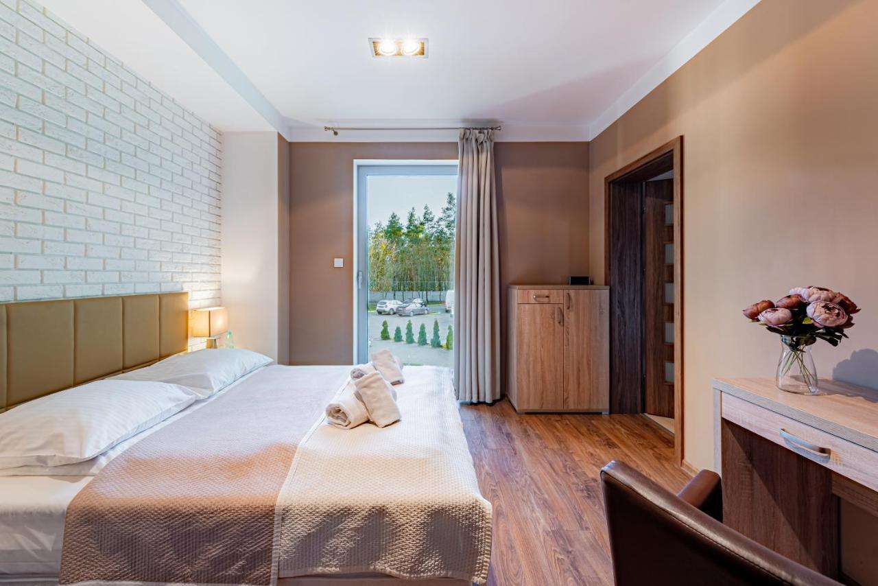 Hotel Dobre Z Lasu Solec Kujawski Buitenkant foto
