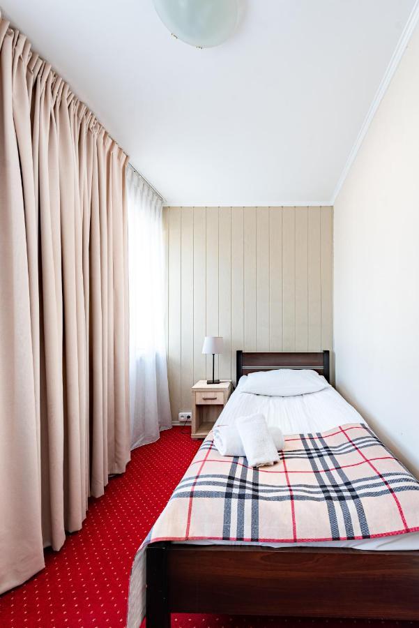 Hotel Dobre Z Lasu Solec Kujawski Buitenkant foto
