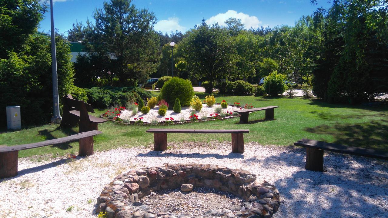 Hotel Dobre Z Lasu Solec Kujawski Buitenkant foto